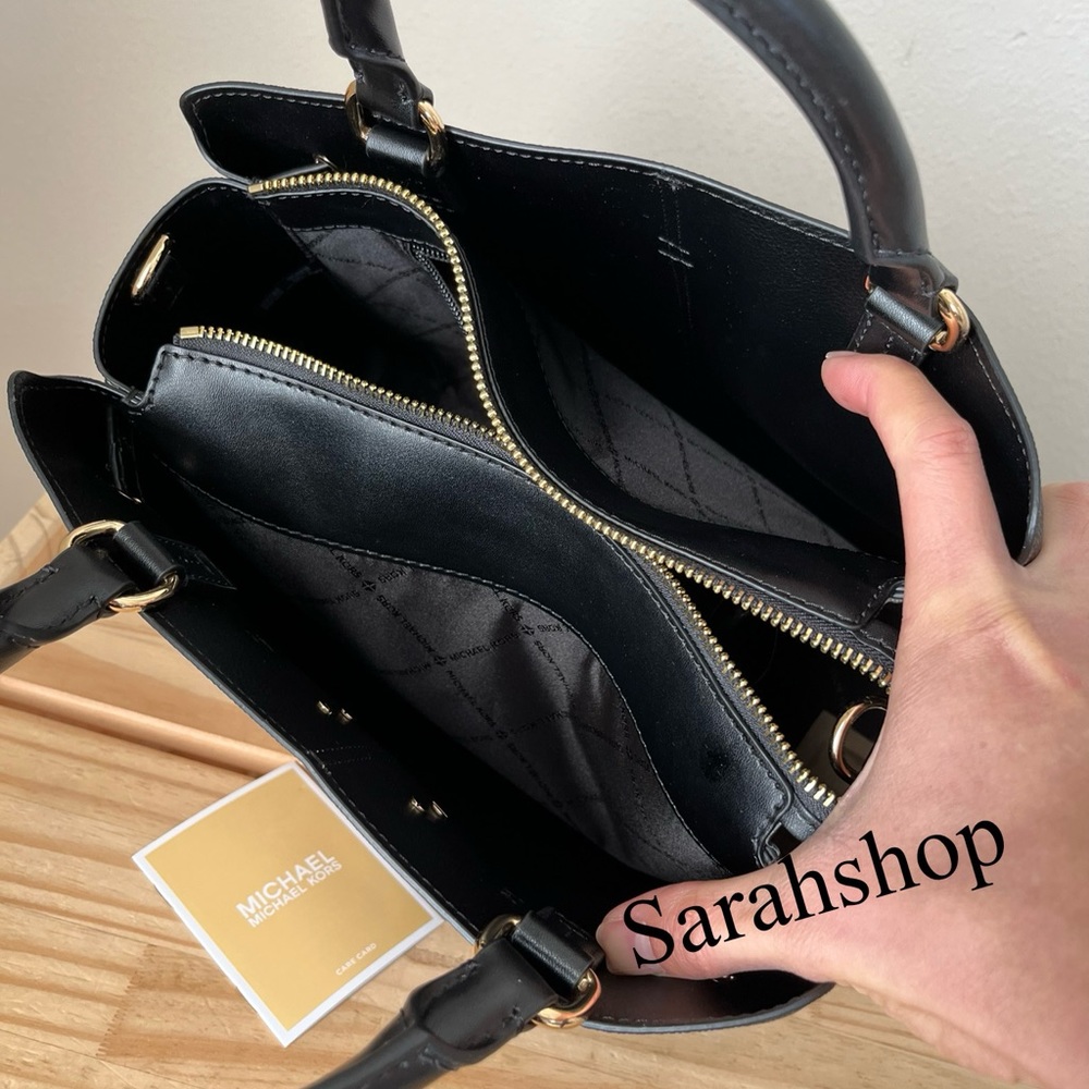 🌼Michael Kors Set - Picture 12 of 16